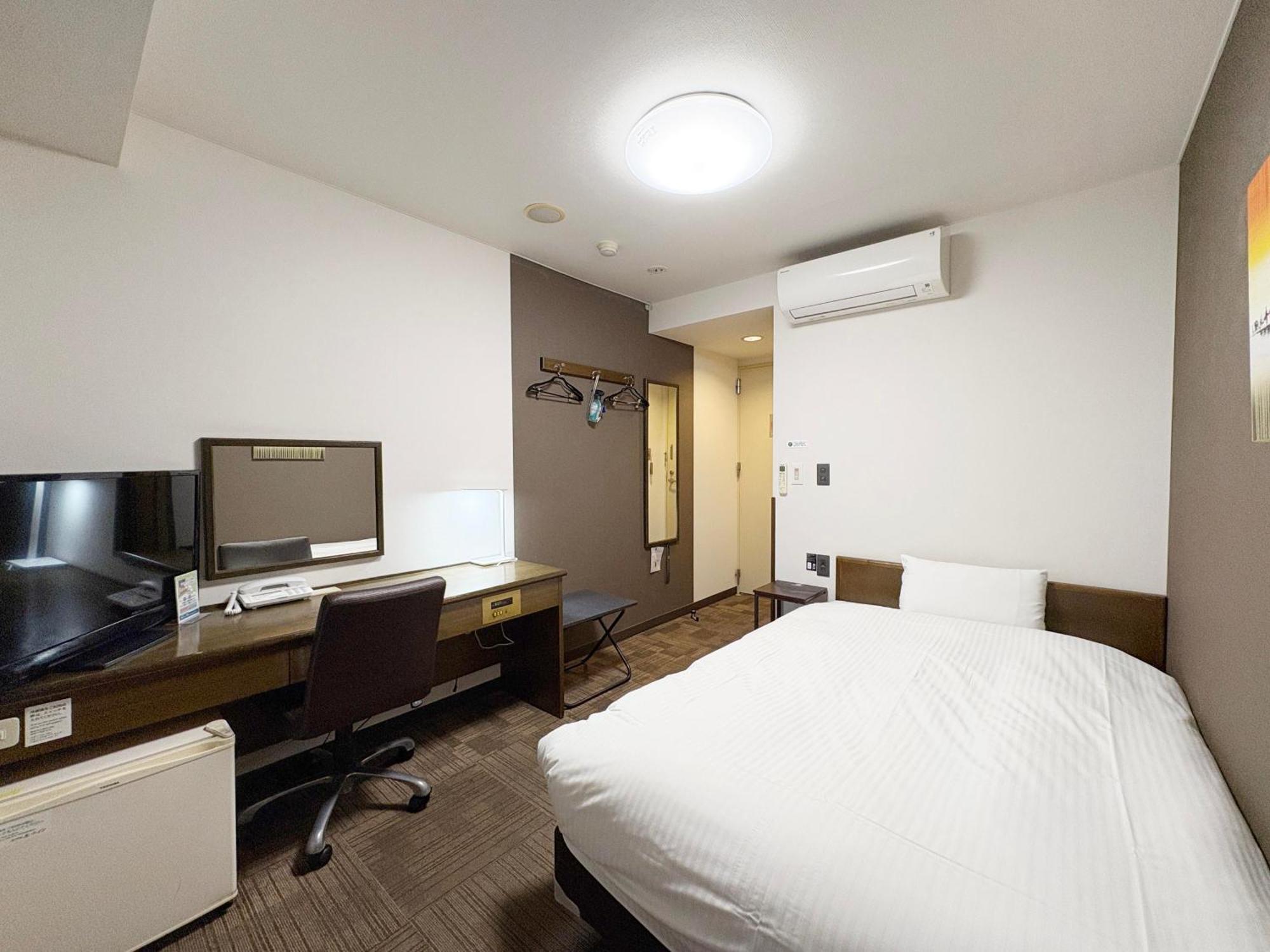 Hotel Route-Inn Court Minami Alps Екстер'єр фото